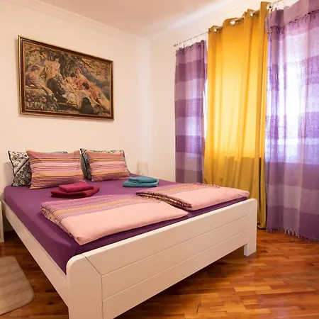 The Location In Town 65m2 * Belgrado